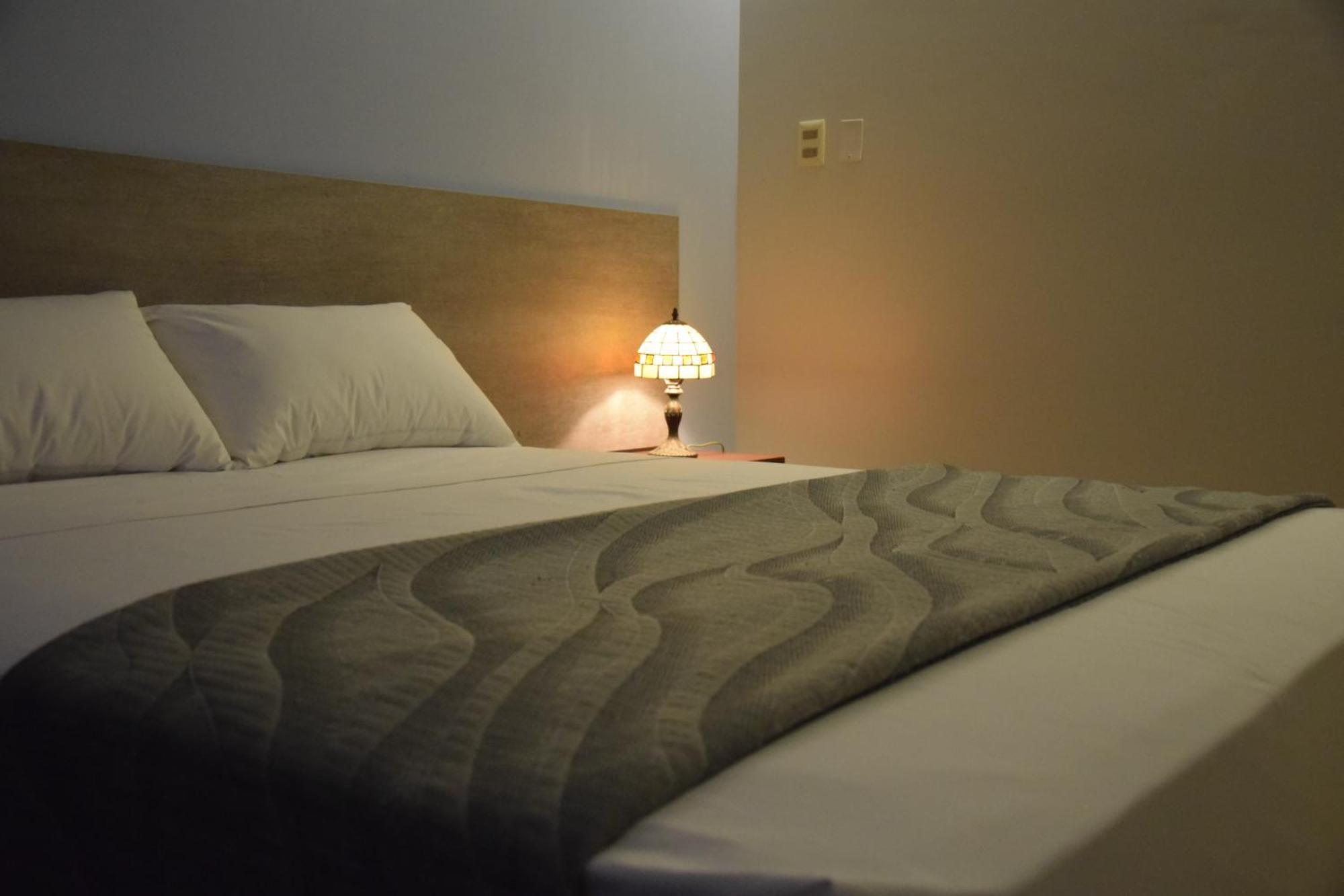 Izza Hotel Cochabamba Dış mekan fotoğraf