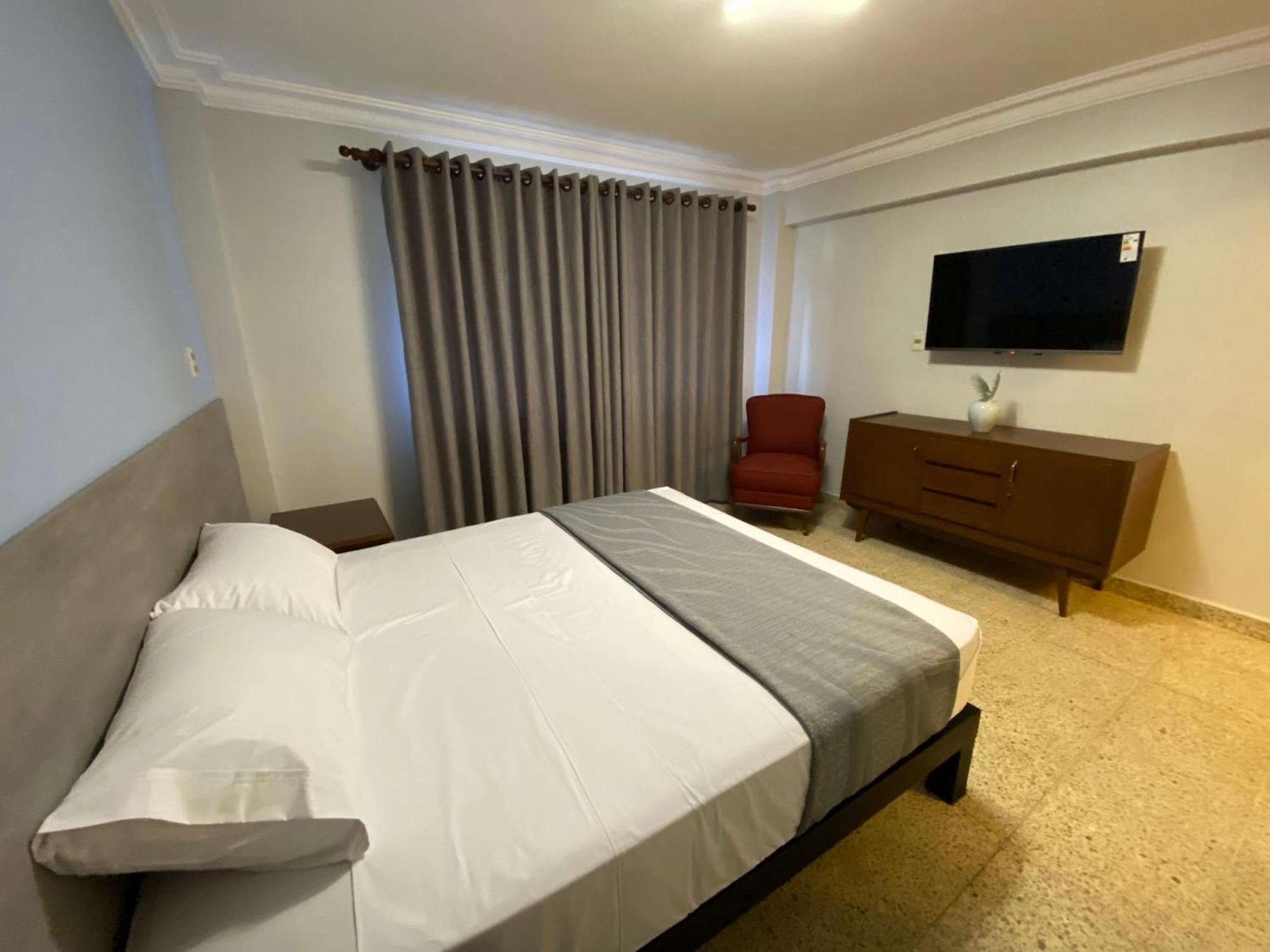 Izza Hotel Cochabamba Dış mekan fotoğraf