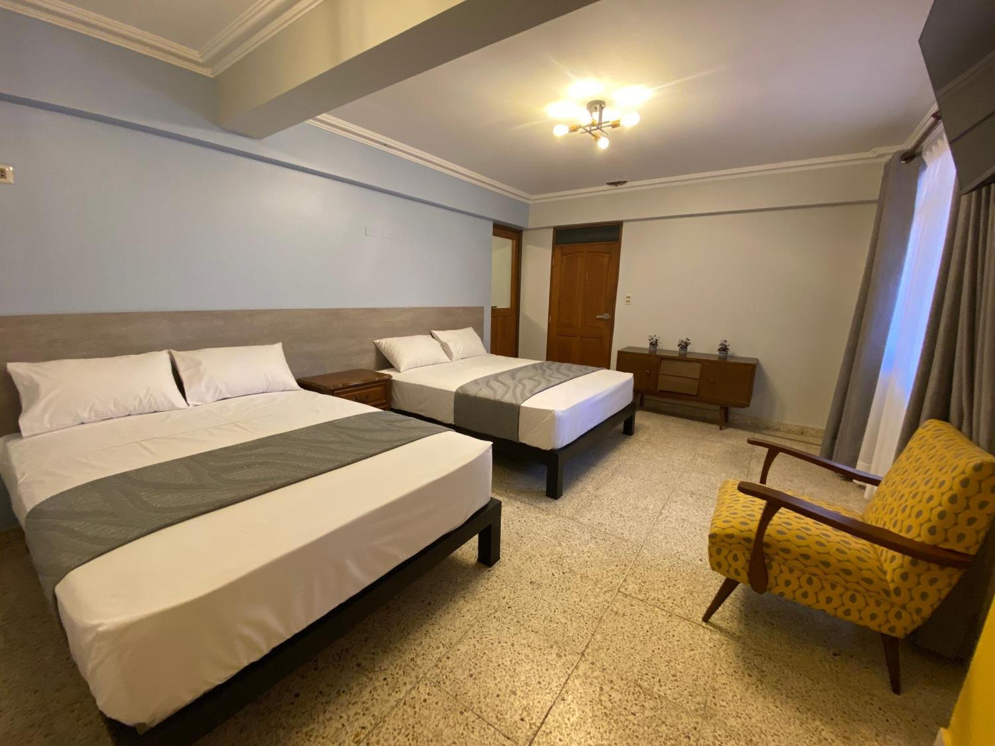 Izza Hotel Cochabamba Dış mekan fotoğraf